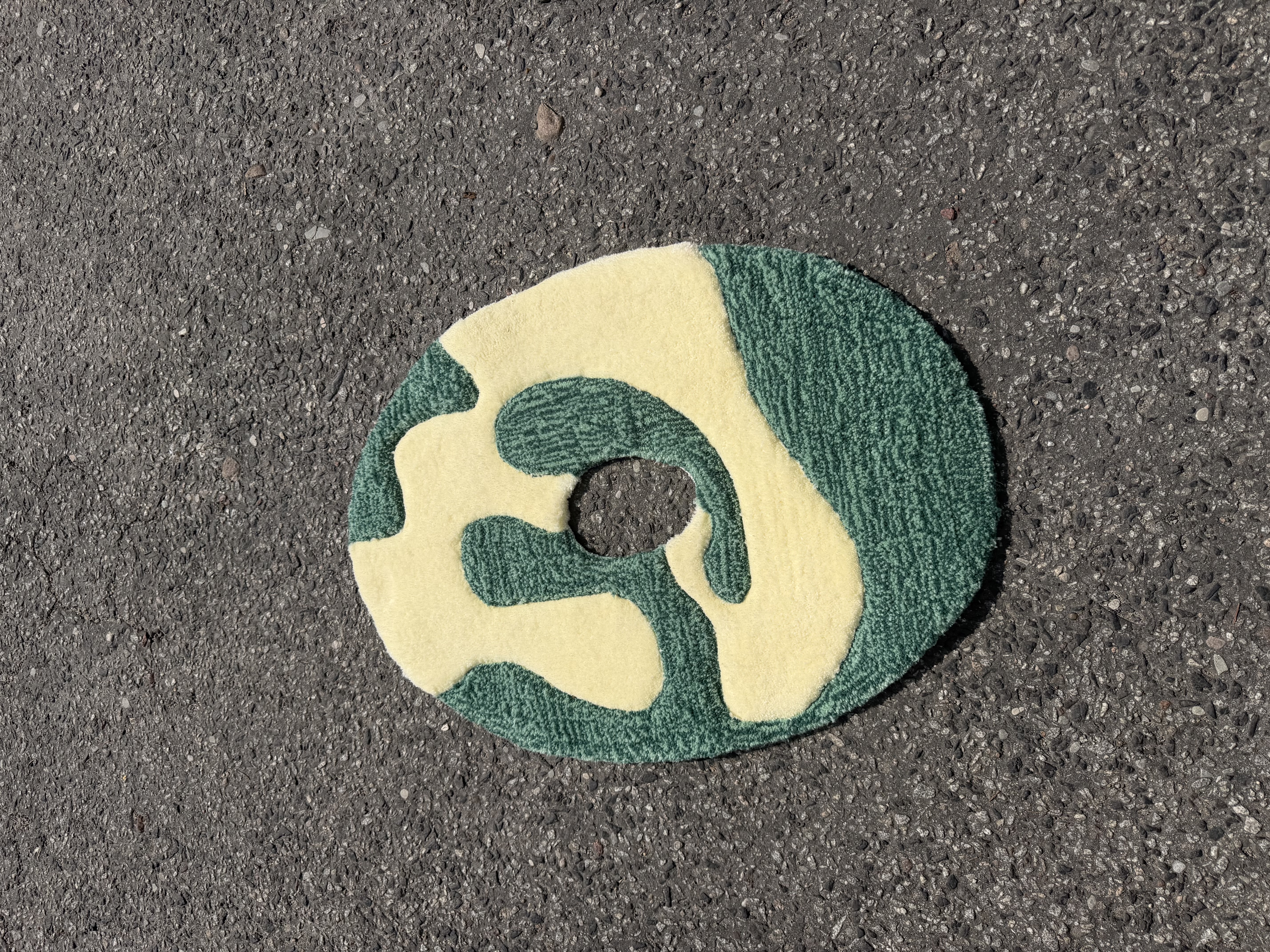 Abstract Ring Matcha Dywan
